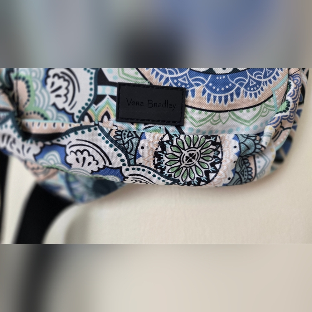 Vera Bradley Mandala Print Sling Bag Backpack Blue Teal Peach Green NWOT - Picture 5 of 8